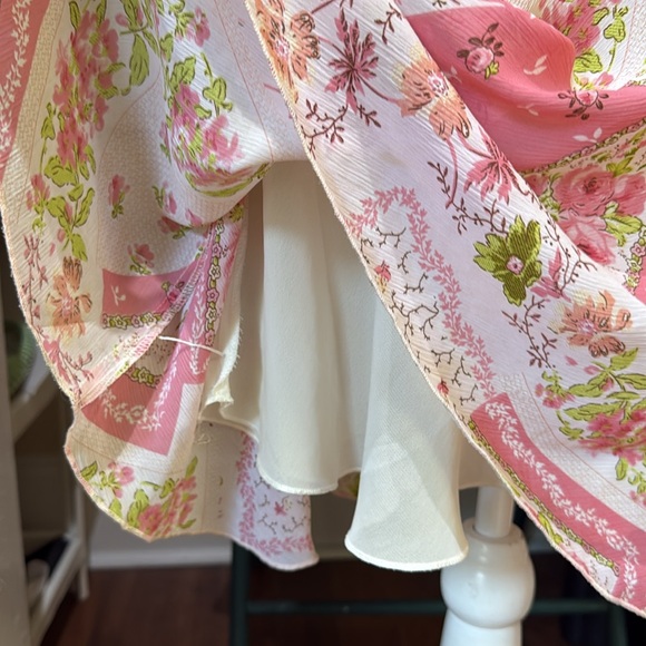 Floral Patchwork Dress with Ruffle Sleeves - Picture 4 of 5